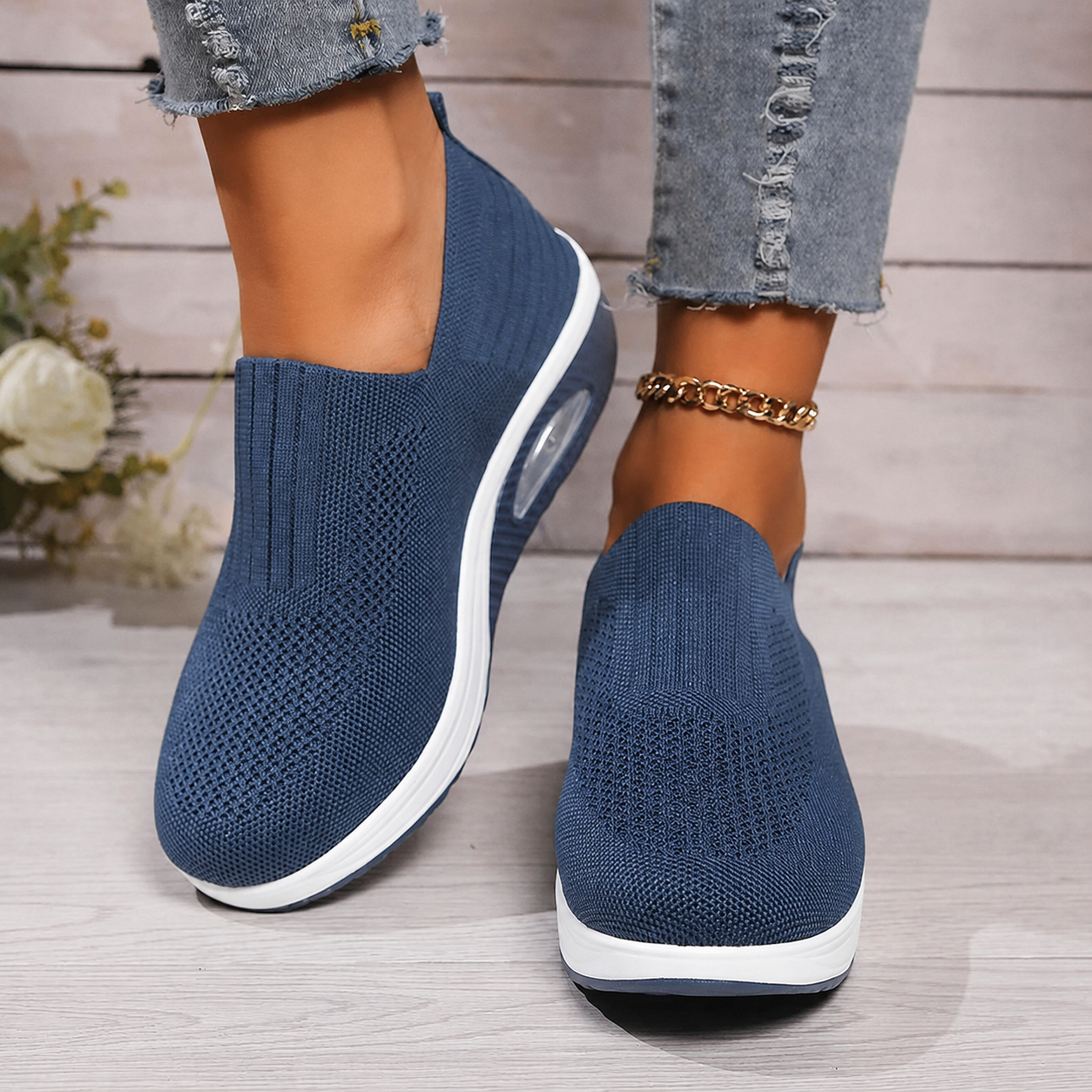 Alvessa | Mesh Slip-on Sneakers