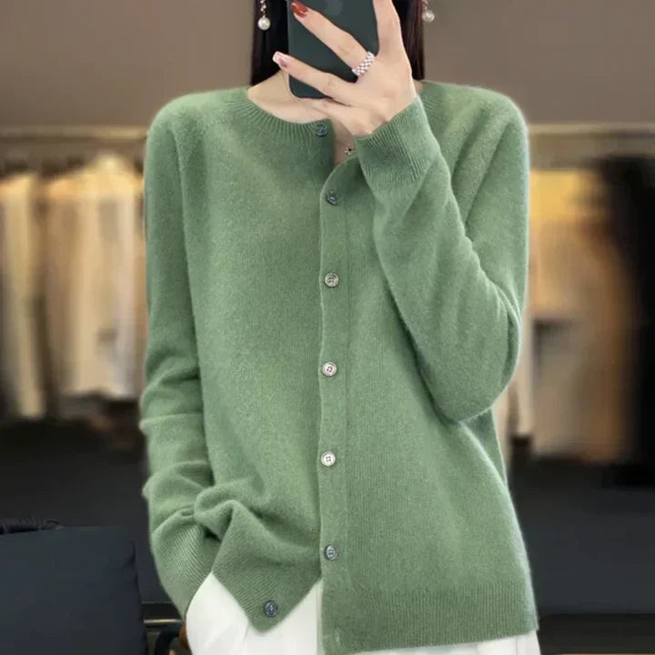 ANNIKA | Soft Woolen Cardigan